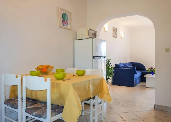 Appartement Rosic-1 By Interhome *